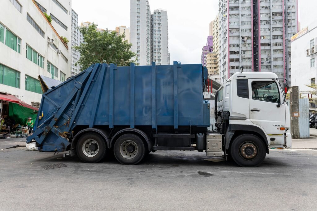 Garbage collection truck supporting garbage disposal services in Colorado Springs